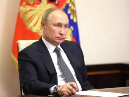 Освобождение Александра Лебедя от должности секретаря Совета безопасности РФ