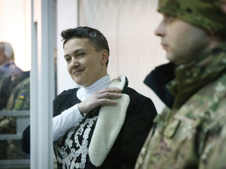 Продлен арест украинской летчицы Надежды Савченко до 16 сентября