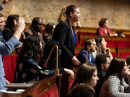 Обсуждение в парламенте ассигнований на народное образование