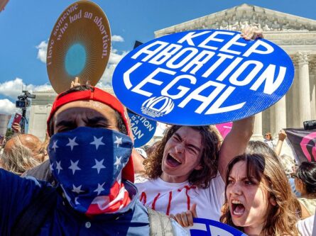 Верховный суд США рассматривает дело Hobby Lobby о праве на религиозные убеждения и медицинское страхование